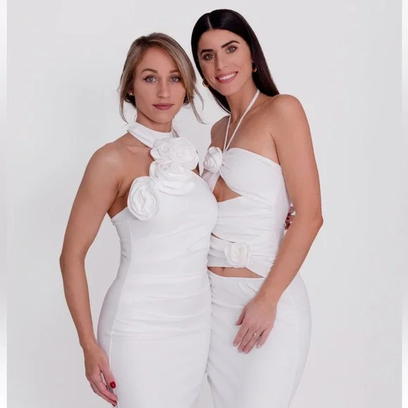 AMAZING MAE White Floral Cutout Maxi Dress - Picture 4 of 6